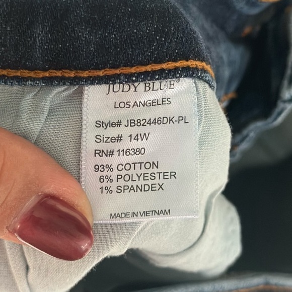 Judy Blue Jeans Womens Size 14 Blue Hem Distressed Denim Preppy - Picture 4 of 4